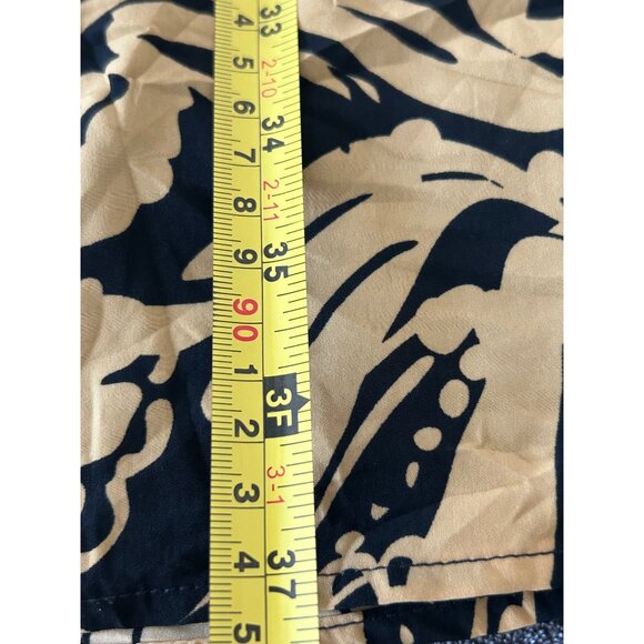 Sleeveless Black & Gold Patterned Dress With Front Pockets & Back Zipper - Picture 5 of 9